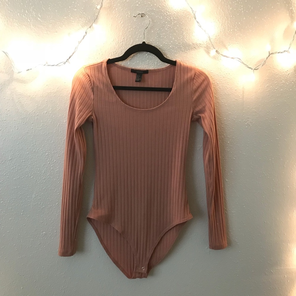 ✨SOLD✨ Ribbed One Piece - Picture 2 of 4